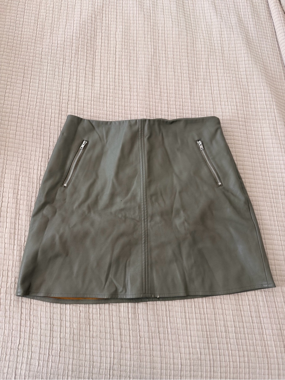 Olive Faux Leather Mini Skirt - forever 21